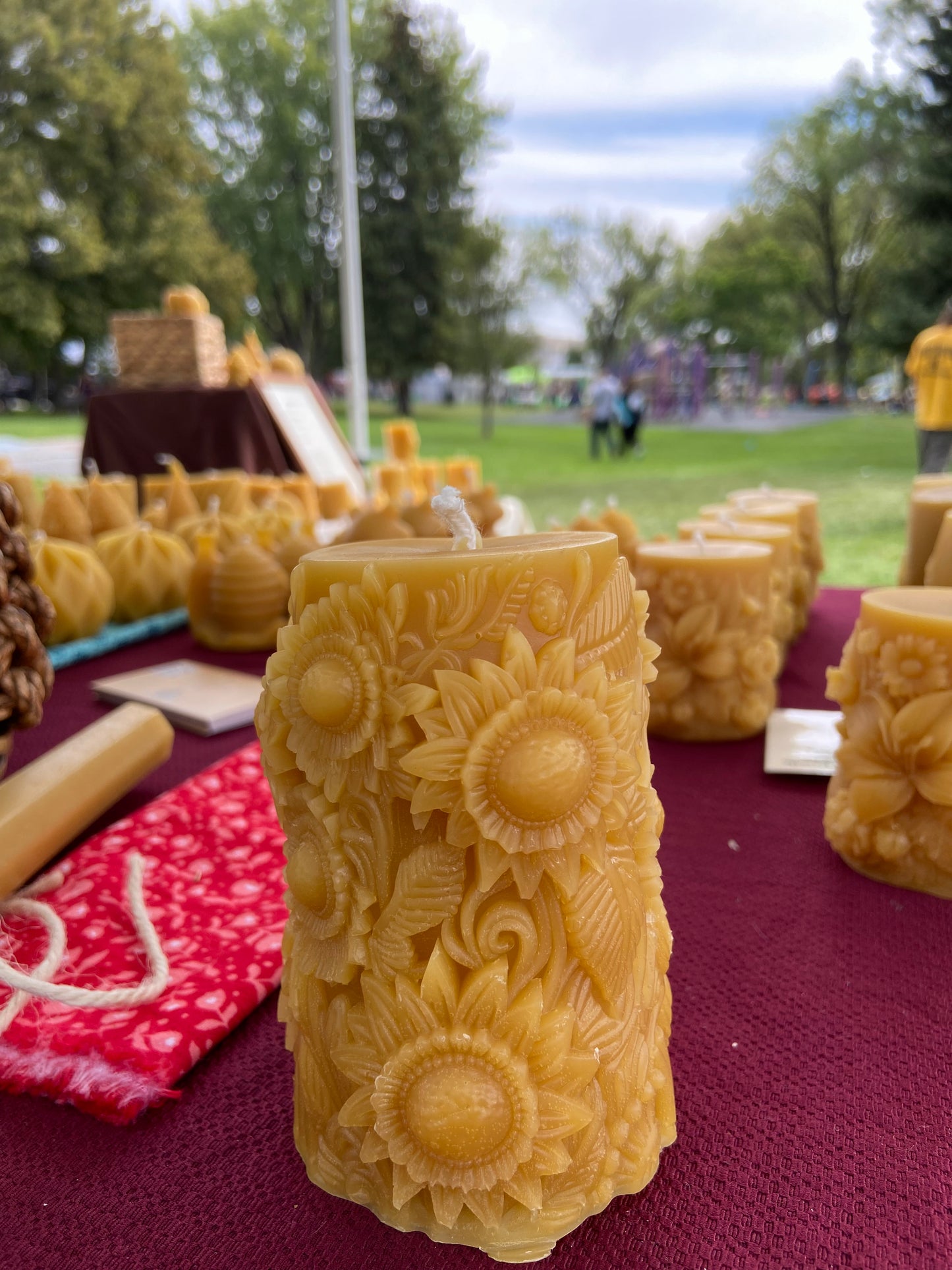 100% Beeswax Candle- Sunflower Pillar (38 hr burn time)