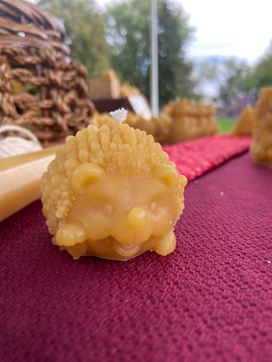 100% Beeswax Candle - Small Hedgehog (14 hr burn time)