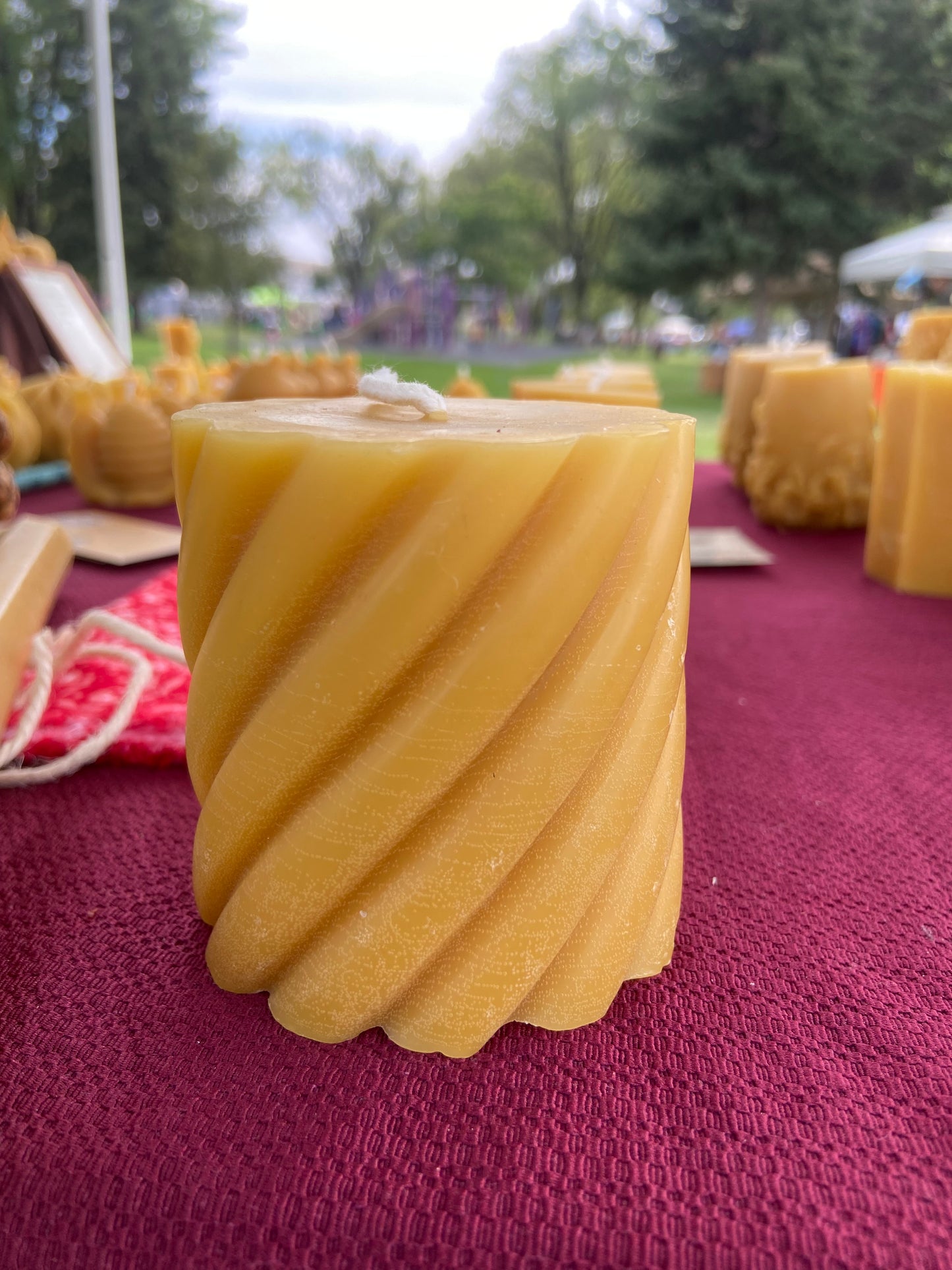 100% Beeswax Spiral Pillar (42 hr burn time)
